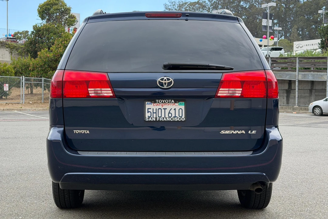 2004 Toyota Sienna 2nd Gen - Image 5 of 31