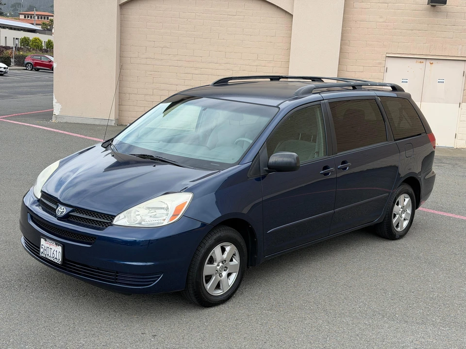 2004 Toyota Sienna 2nd Gen - Image 8 of 31
