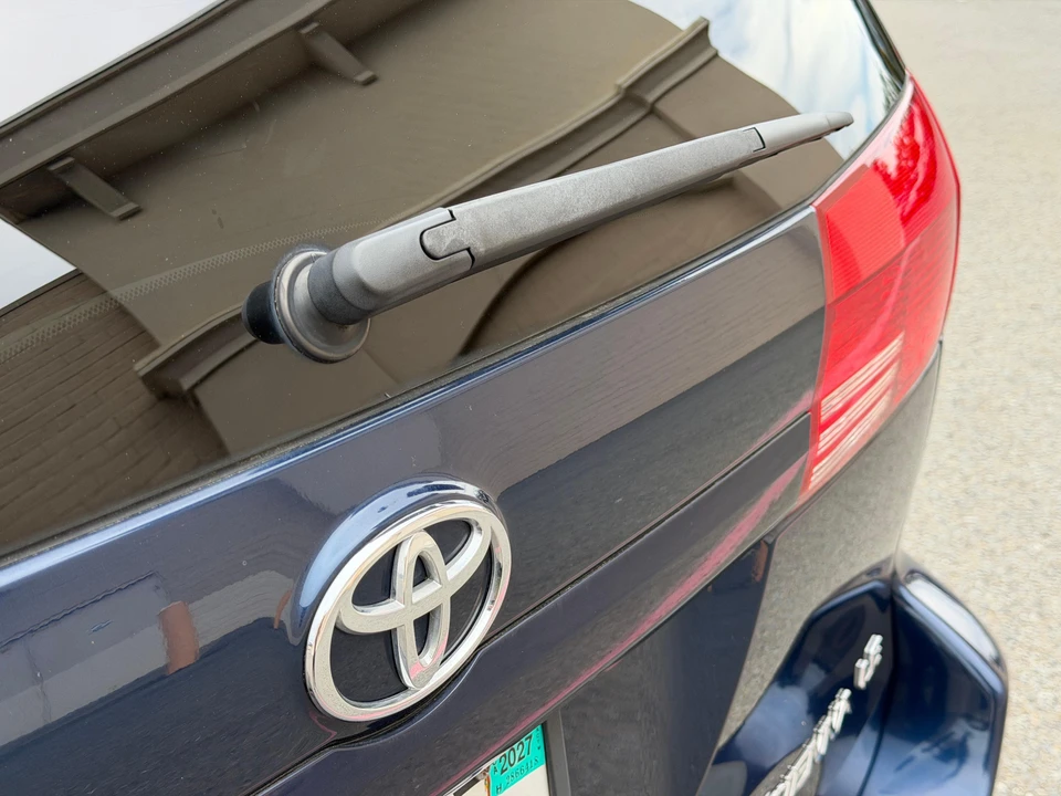 2004 Toyota Sienna 2nd Gen - Image 26 of 31