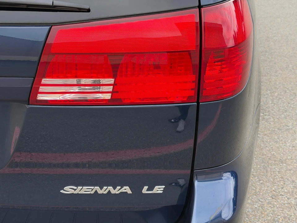 2004 Toyota Sienna 2nd Gen - Image 31 of 31