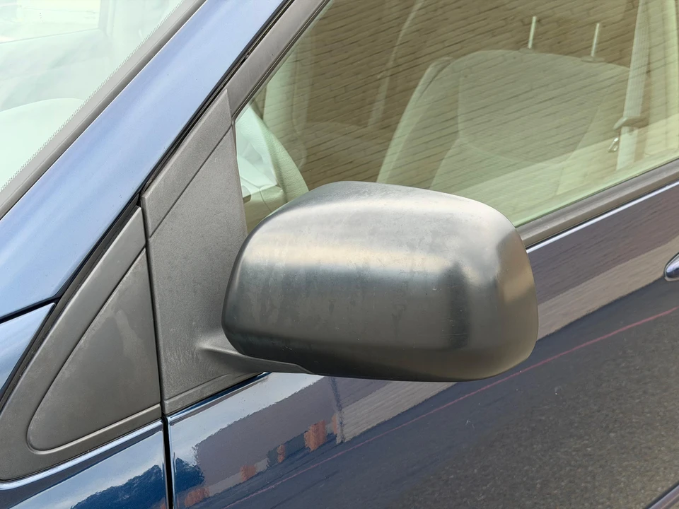 2004 Toyota Sienna 2nd Gen - Image 17 of 31
