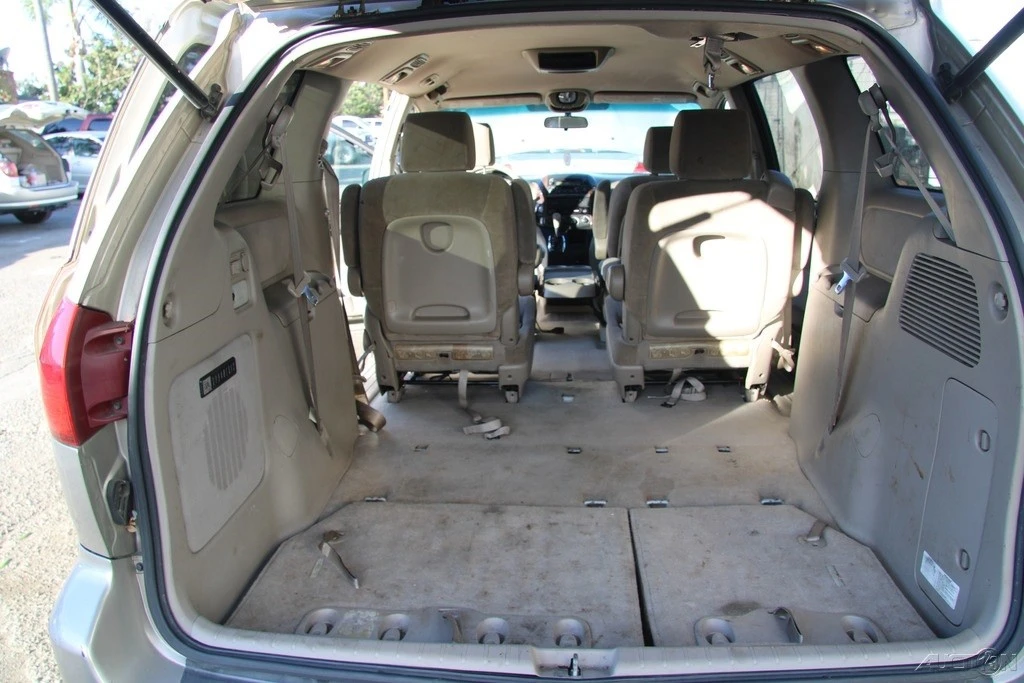2004 Toyota Sienna 2nd Gen - Image 20 of 21