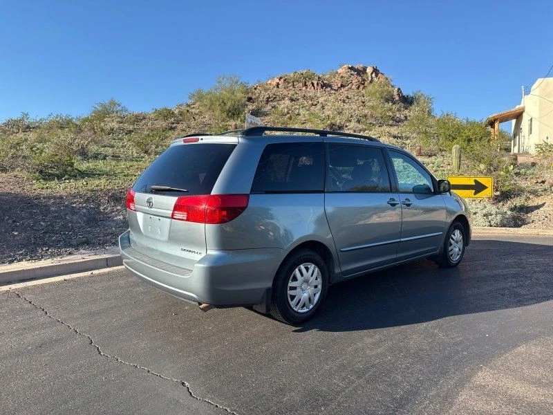 2004 Toyota Sienna 2nd Gen - Image 7 of 21