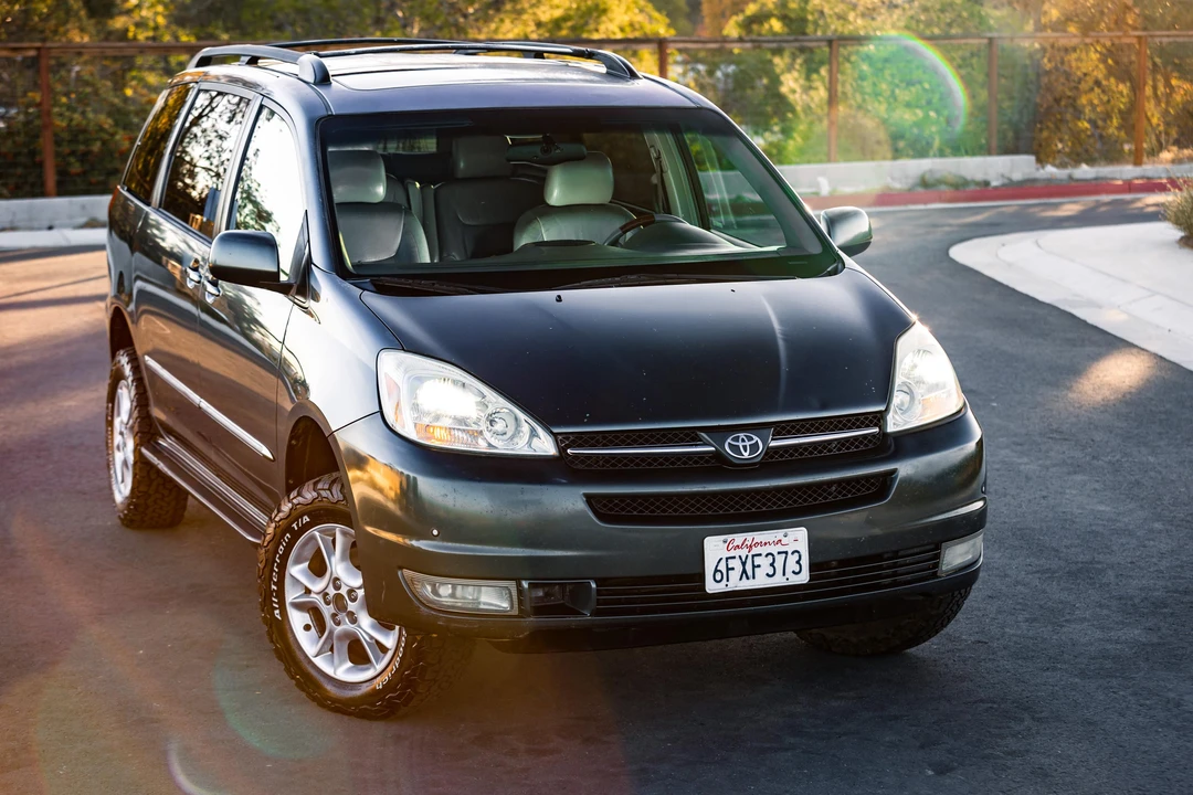 2004 Toyota Sienna 2nd Gen - Image 26 of 31