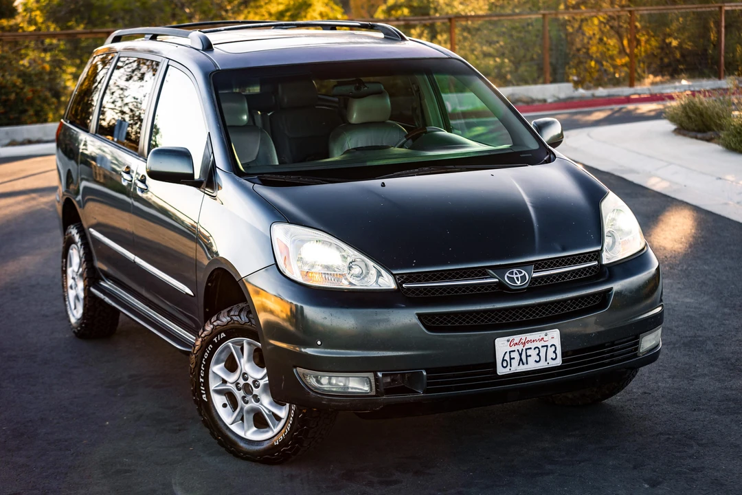 2004 Toyota Sienna 2nd Gen - Image 22 of 31