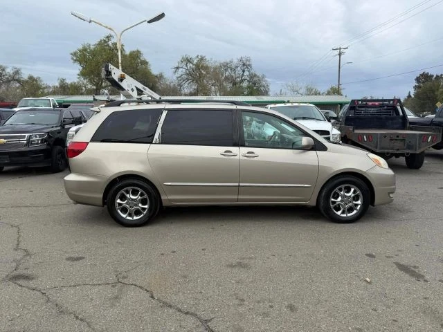 2004 Toyota Sienna 2nd Gen - Image 12 of 31