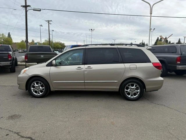 2004 Toyota Sienna 2nd Gen - Image 9 of 31