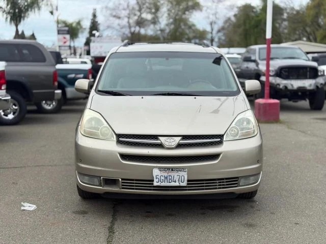 2004 Toyota Sienna 2nd Gen - Image 13 of 31