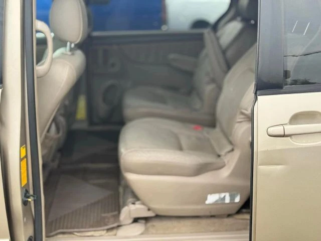 2004 Toyota Sienna 2nd Gen - Image 27 of 31