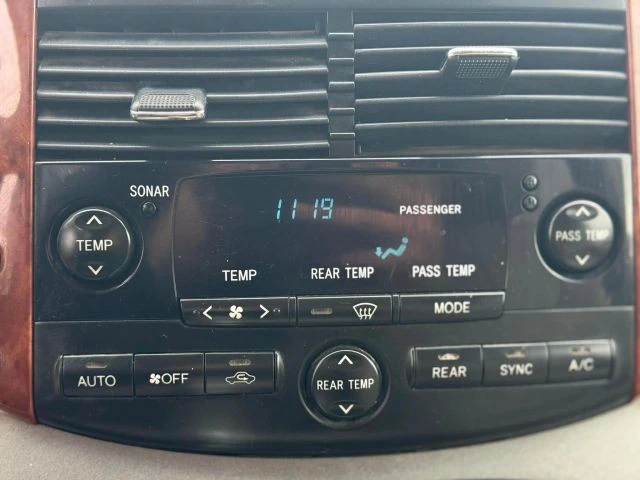 2004 Toyota Sienna 2nd Gen - Image 19 of 31