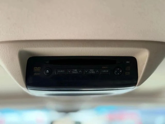 2004 Toyota Sienna 2nd Gen - Image 29 of 31