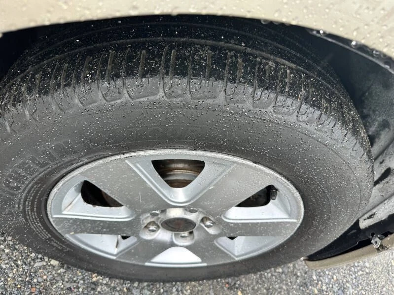 2004 Toyota Sienna 2nd Gen - Image 13 of 21