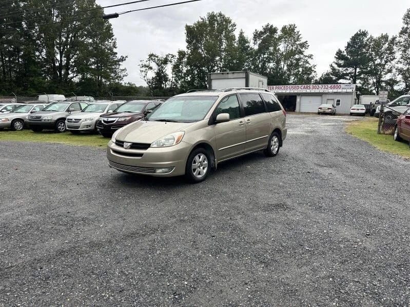 2004 Toyota Sienna 2nd Gen - Image 4 of 12