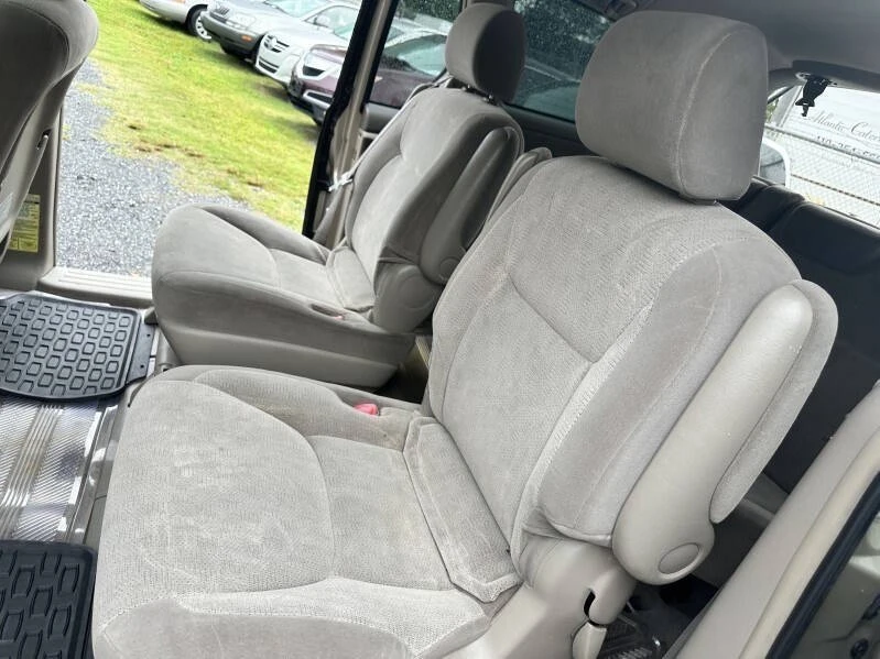 2004 Toyota Sienna 2nd Gen - Image 20 of 21