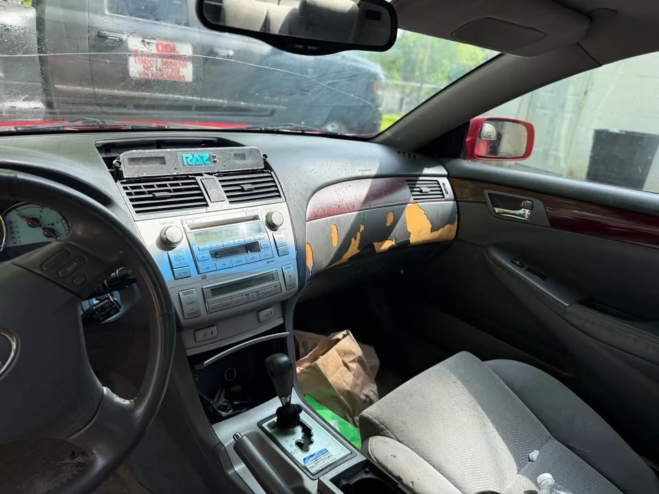 2004 Toyota Solara 2nd Gen - Image 11 of 16