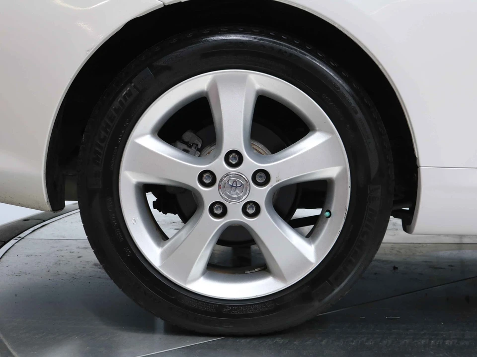 2004 Toyota Solara 2nd Gen - Image 16 of 31