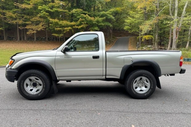 2004 Toyota Tacoma 1st Gen - Image 3 of 7