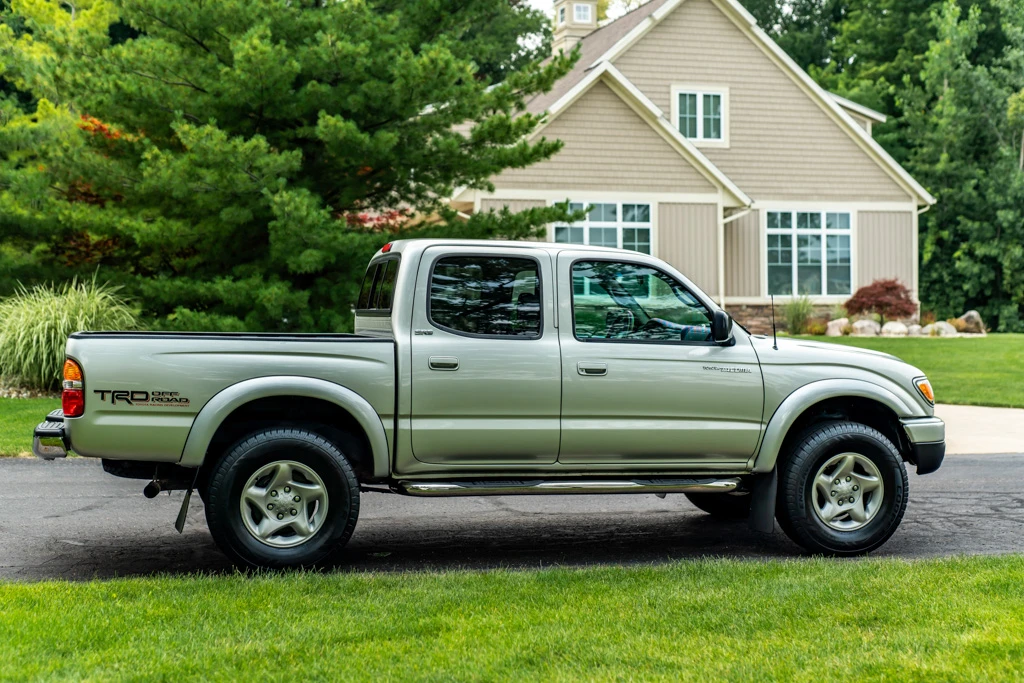 2004 Toyota Tacoma 1st Gen - Image 12 of 31