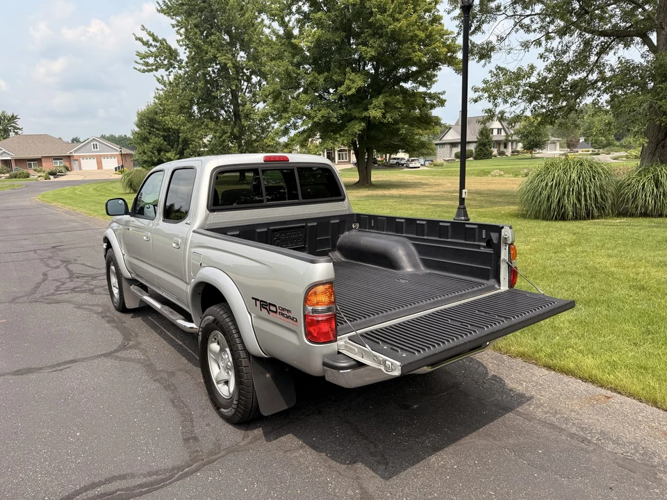 2004 Toyota Tacoma 1st Gen - Image 22 of 31