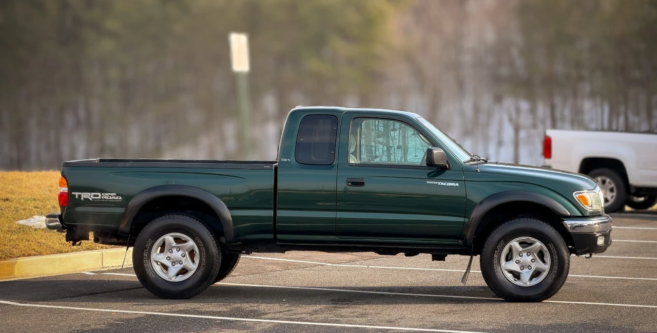 2004 Toyota Tacoma 1st Gen - Image 3 of 21