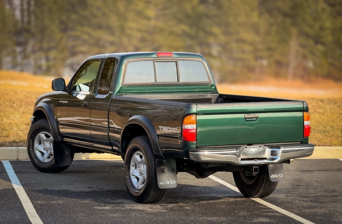2004 Toyota Tacoma 1st Gen - Image 12 of 21