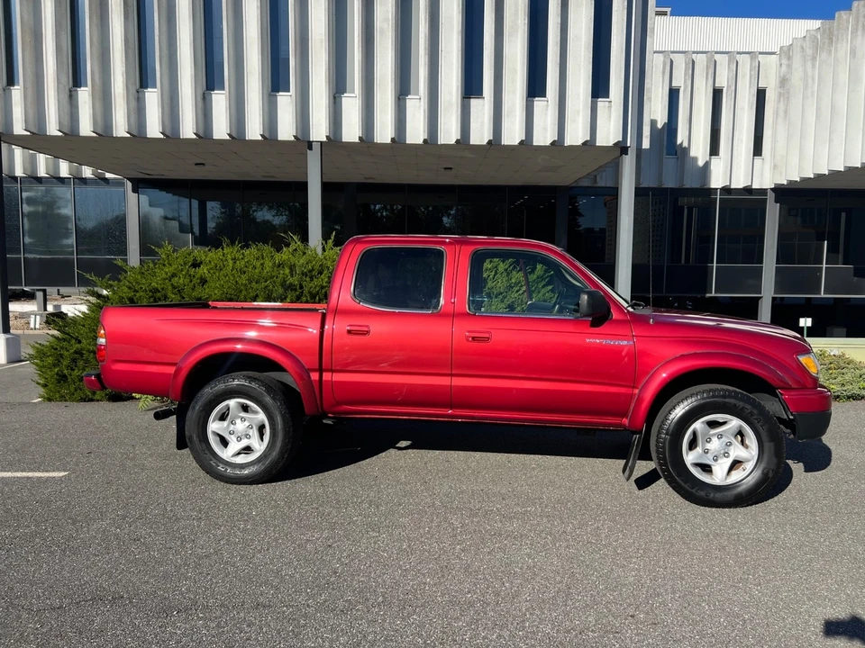 2004 Toyota Tacoma 1st Gen - Image 2 of 21