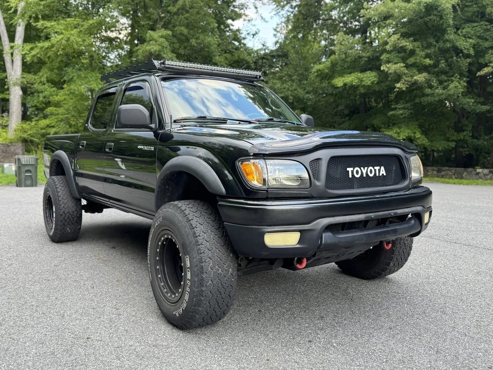 2004 Toyota Tacoma 1st Gen - Image 11 of 31
