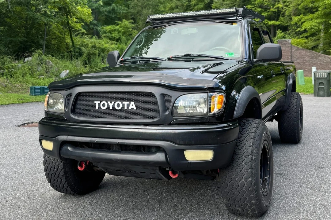 2004 Toyota Tacoma 1st Gen - Image 2 of 31