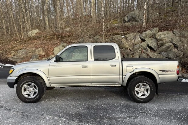 2004 Toyota Tacoma 1st Gen - Image 3 of 8