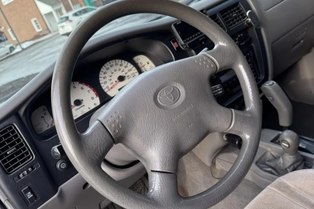 2004 Toyota Tacoma 1st Gen - Image 5 of 8