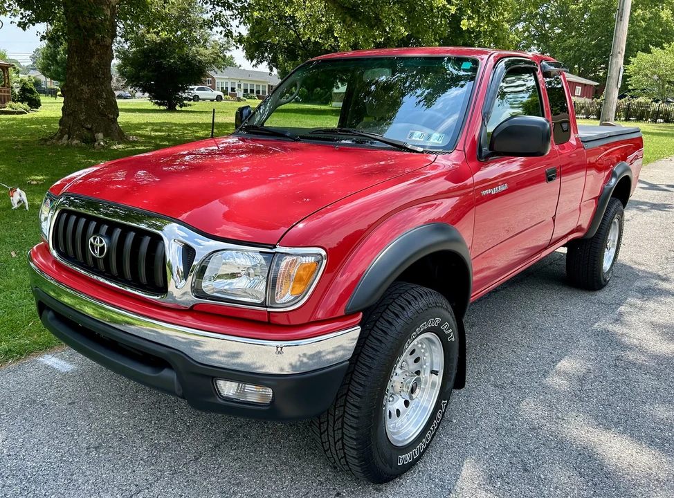 2004 Toyota Tacoma 1st Gen - Image 2 of 31