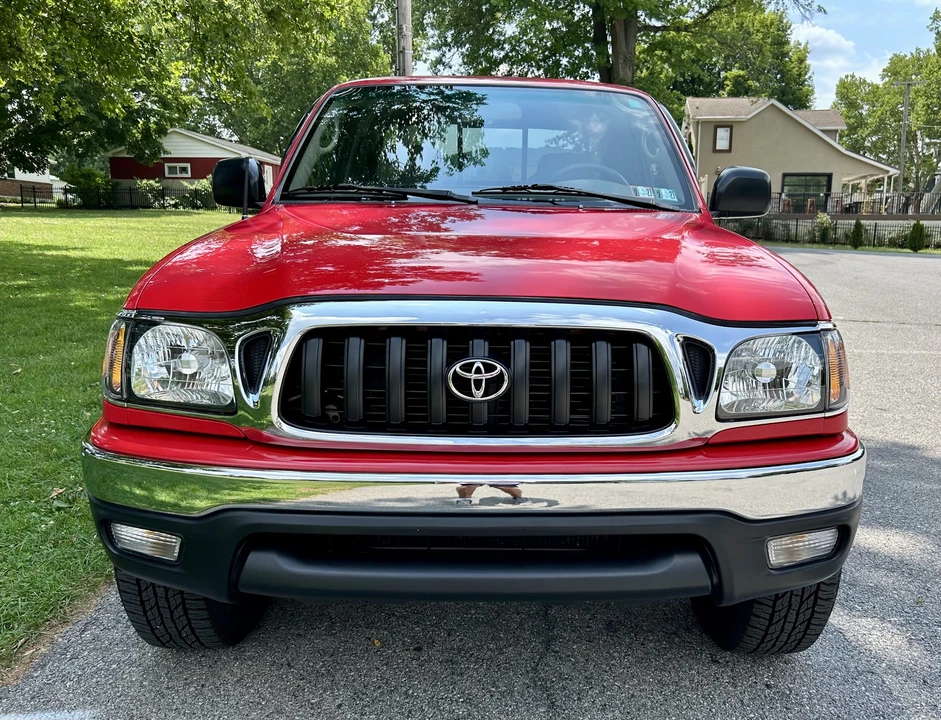 2004 Toyota Tacoma 1st Gen - Image 10 of 31