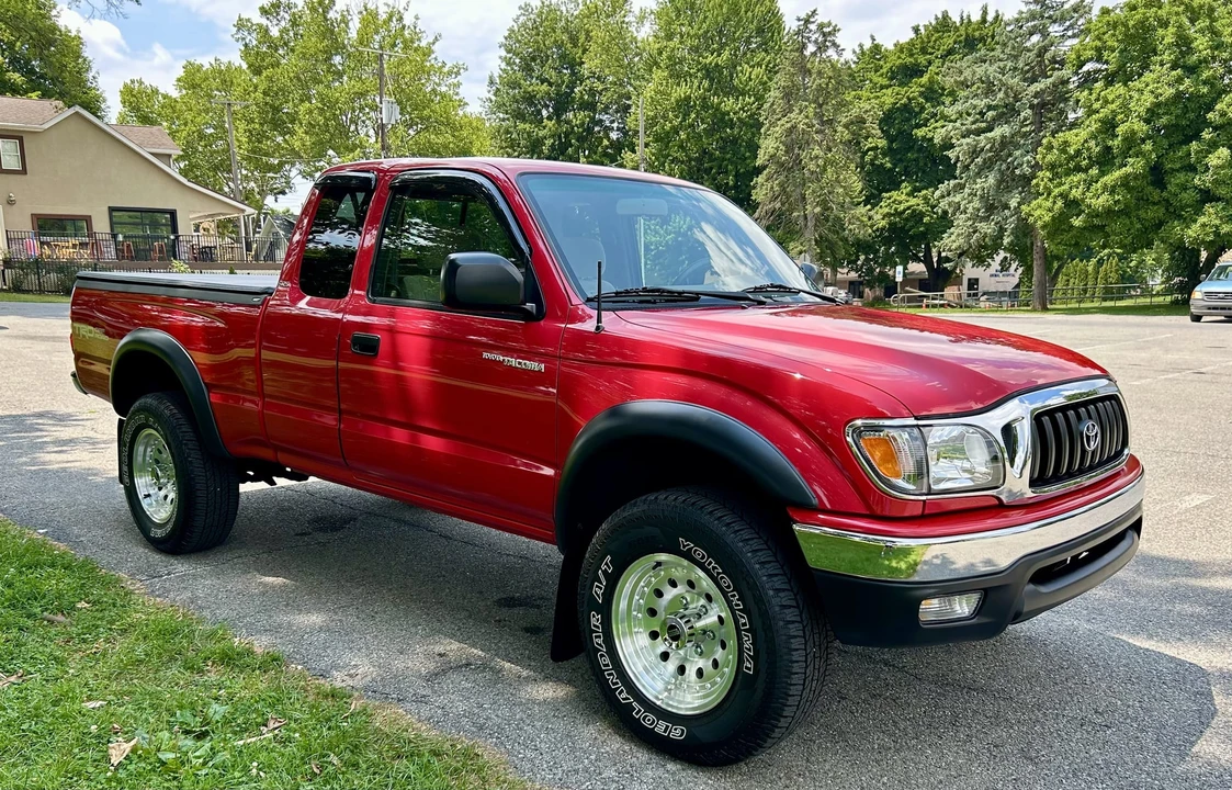 2004 Toyota Tacoma 1st Gen - Image 9 of 31
