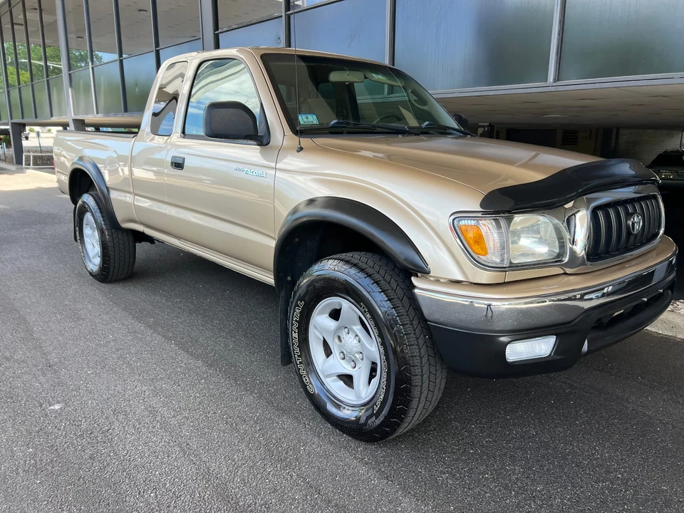 2004 Toyota Tacoma 1st Gen - Image 24 of 31