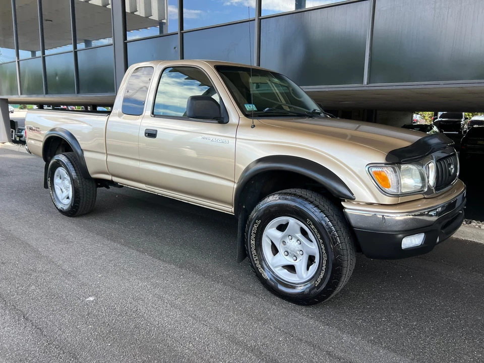 2004 Toyota Tacoma 1st Gen - Image 23 of 31