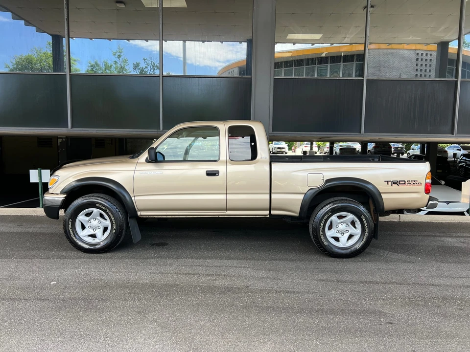 2004 Toyota Tacoma 1st Gen - Image 8 of 31