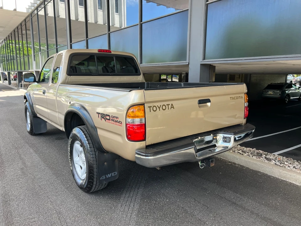2004 Toyota Tacoma 1st Gen - Image 14 of 31
