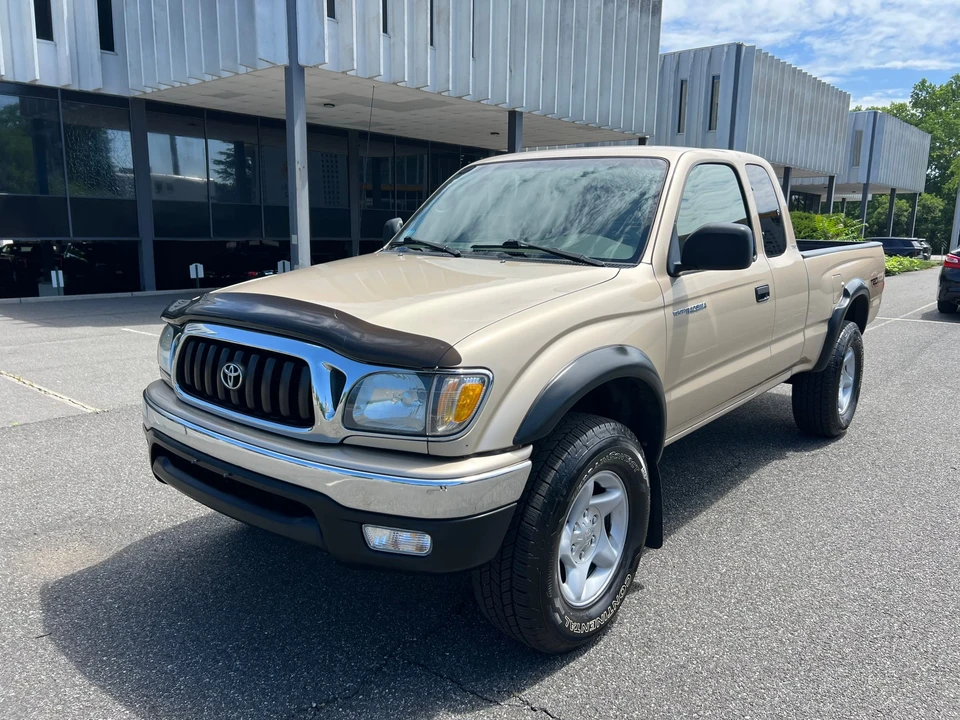2004 Toyota Tacoma 1st Gen - Image 28 of 31