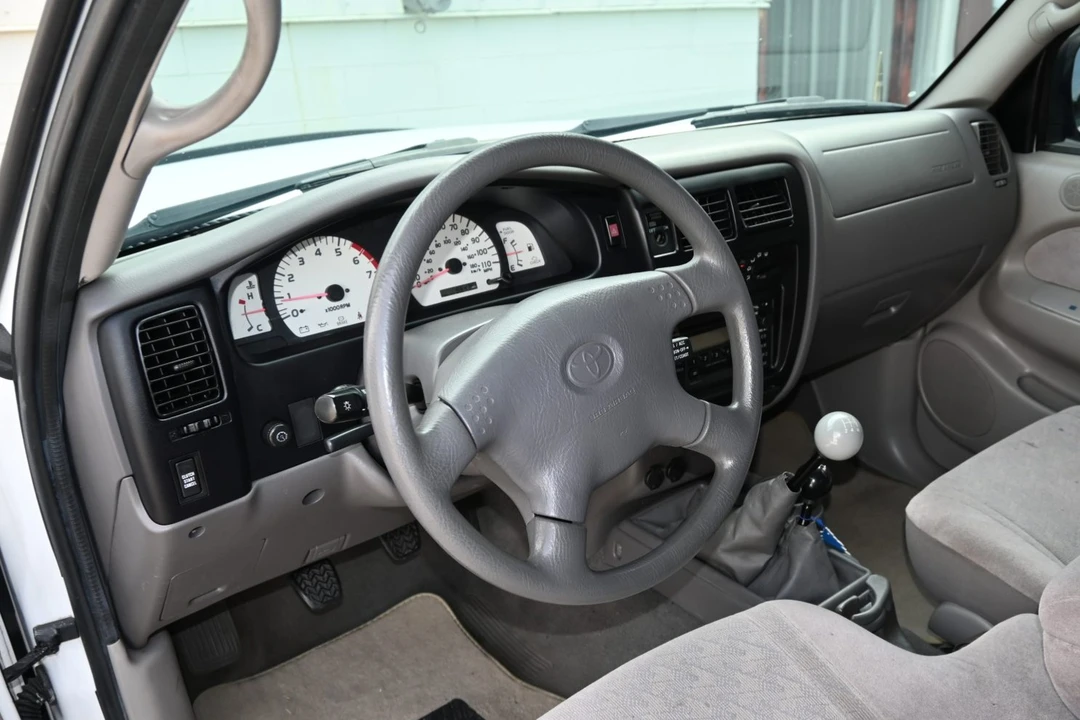 2004 Toyota Tacoma 1st Gen - Image 5 of 8