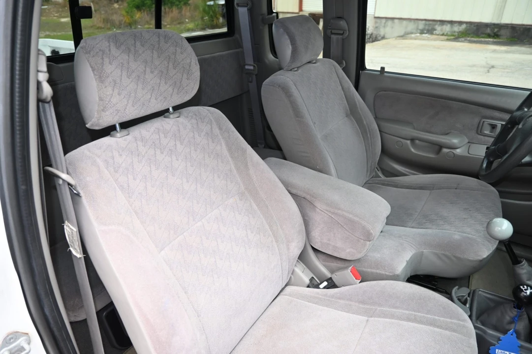 2004 Toyota Tacoma 1st Gen - Image 4 of 8