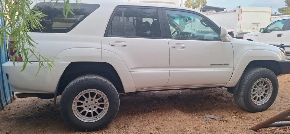 2004 Toyota 4Runner 4th Gen - Image 4 of 8