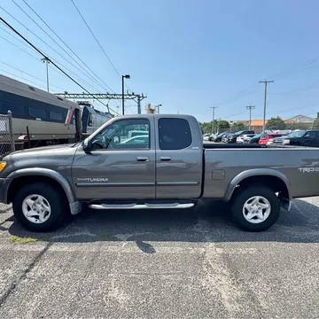 2004 Toyota Tundra Access Cab SR5 Pickup 4D 6 1/2 ft
