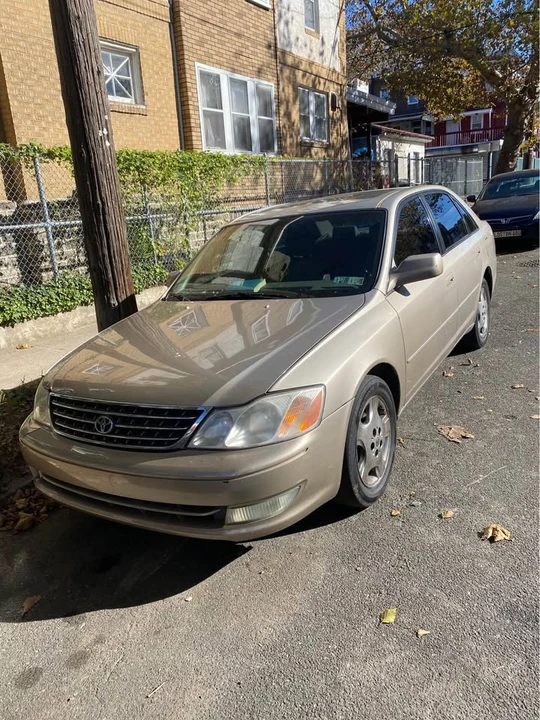 2004 Toyota Avalon 2nd Gen - Image 3 of 4