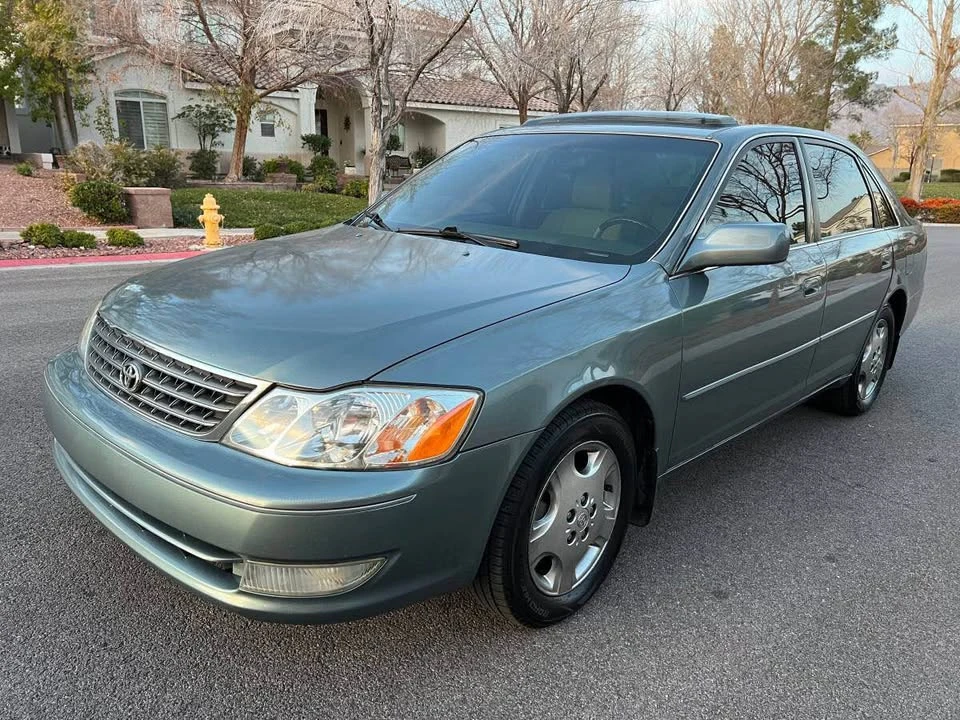 2004 Toyota Avalon 1st Gen - Image 3 of 19