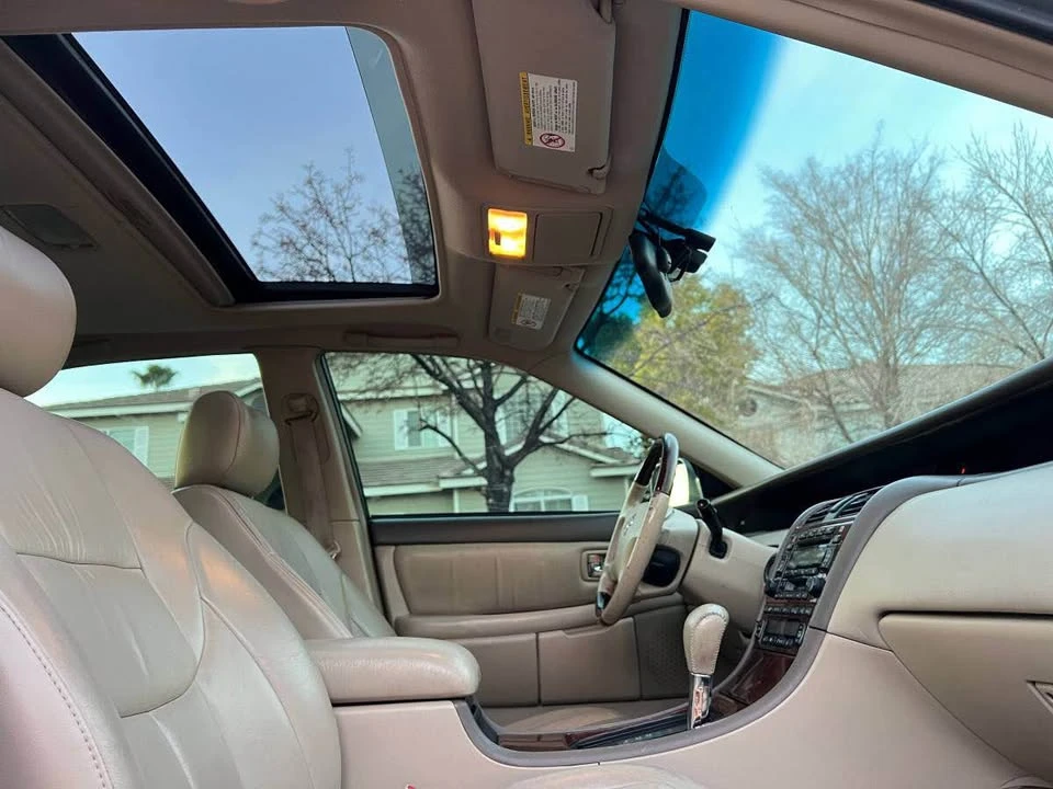 2004 Toyota Avalon 1st Gen - Image 16 of 19