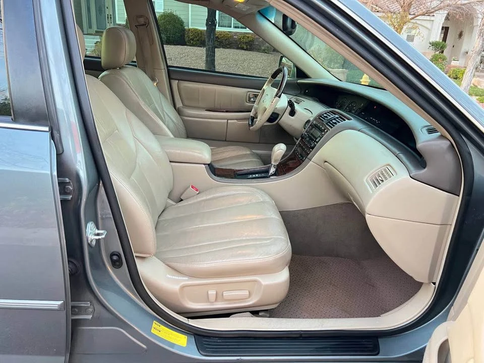 2004 Toyota Avalon 1st Gen - Image 14 of 19