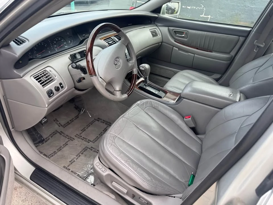 2004 Toyota Avalon 2nd Gen - Image 4 of 5