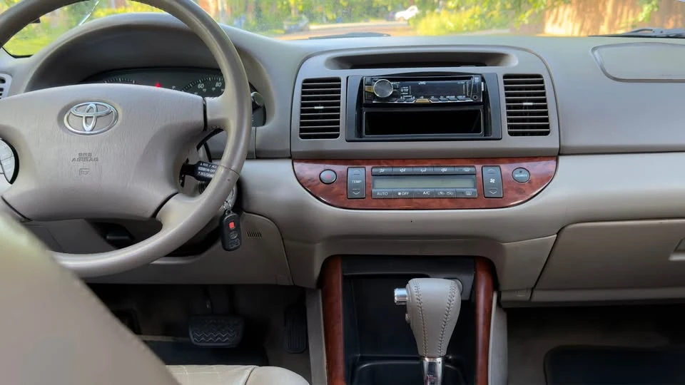 2004 Toyota Camry 5th Gen - Image 4 of 6