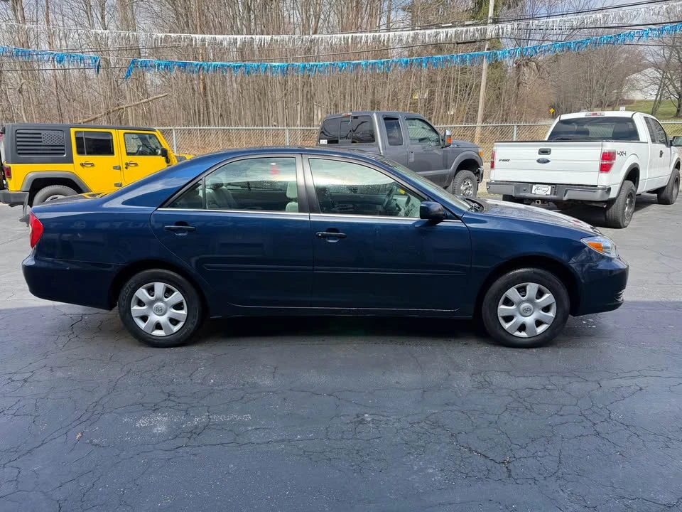 2004 Toyota Camry 5th Gen - Image 2 of 17
