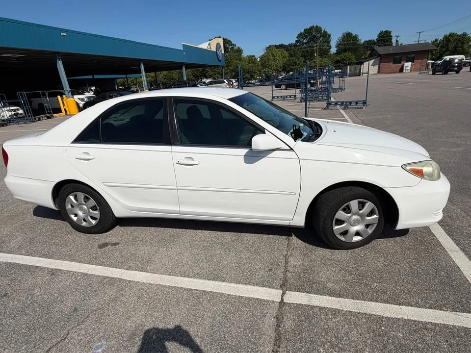 2004 Toyota Camry 5th Gen - Image 2 of 12
